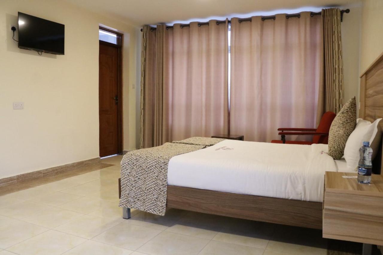 Paraiso Gardens Hotel Wote 外观 照片